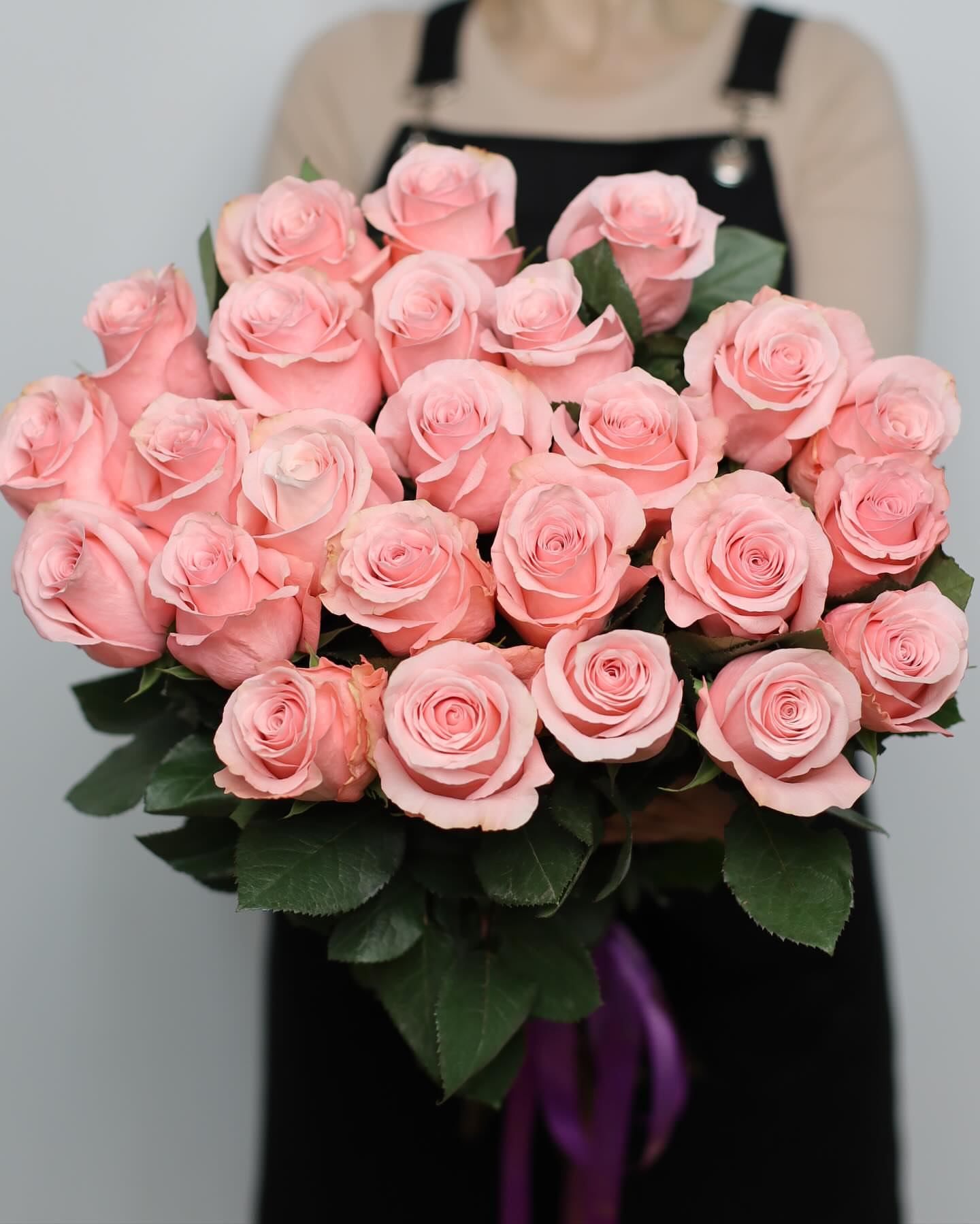 Букет из розовых роз Бородино Красноярский край