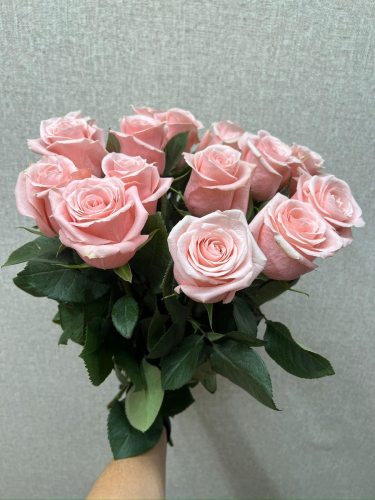 Букет из 15 розовых роз Бородино Красноярский край